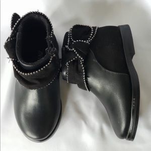 Zara Baby Casual Booties - Size 6.5